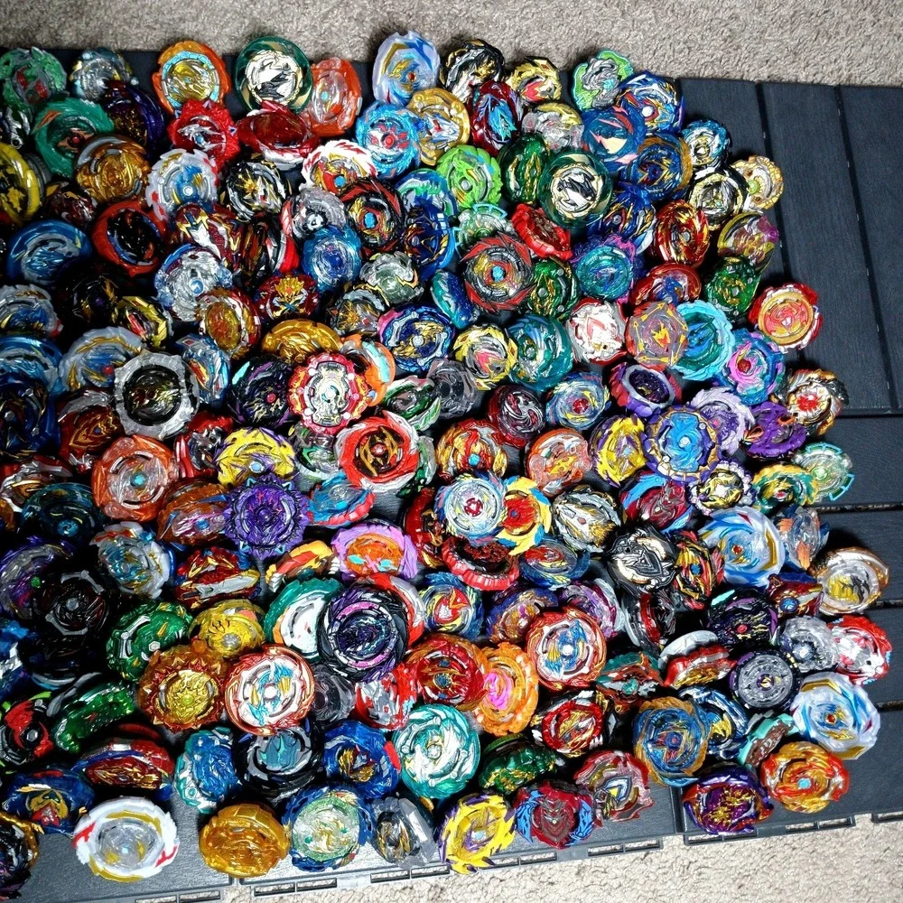 Beyblade Burst Metal LOT OF 10 Random Takara Tomy Hasbro + Rip Launcher -Genuine
